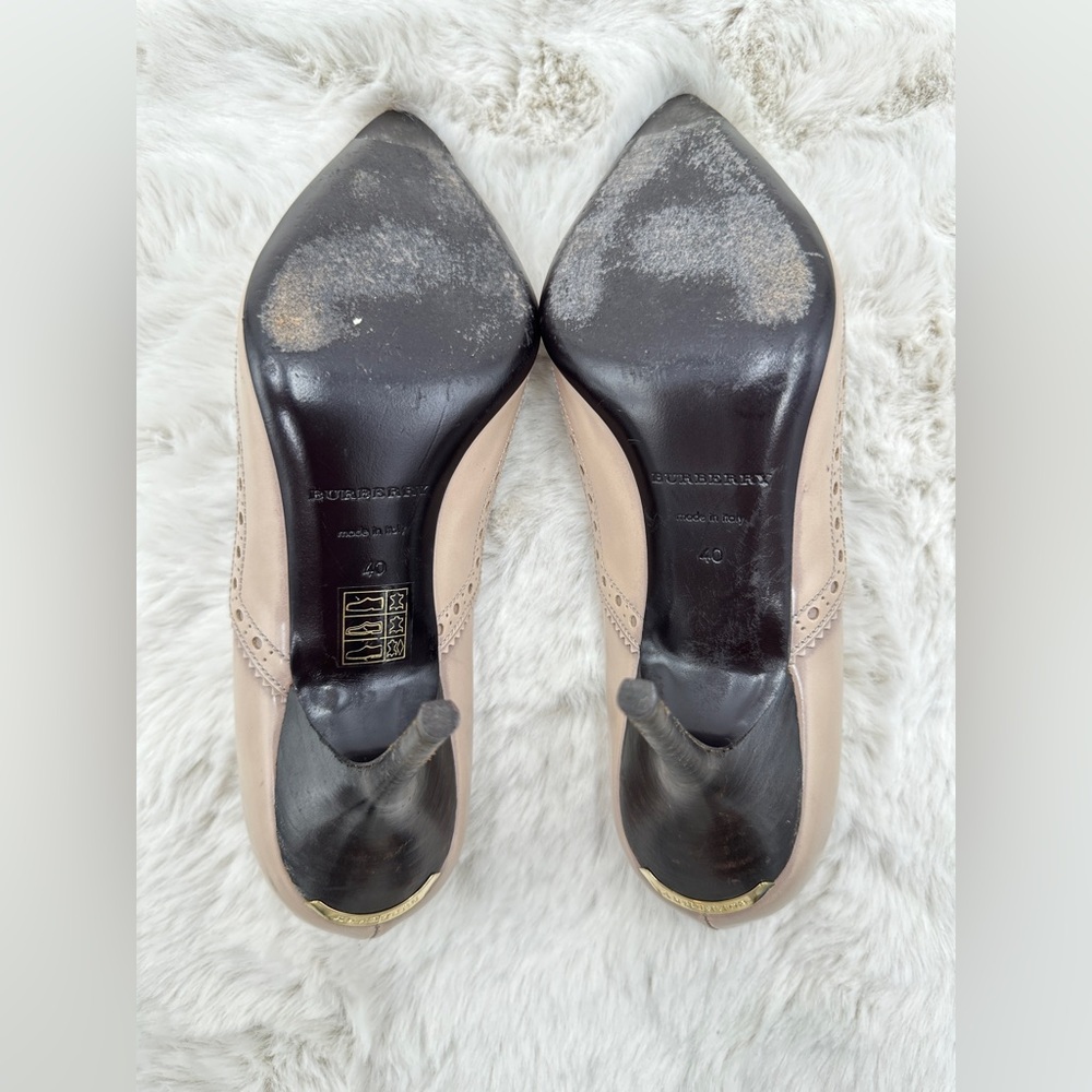 Burberry Leather Nude Pointed Toe Heels 40 US 10‎ - Picture 10 of 13